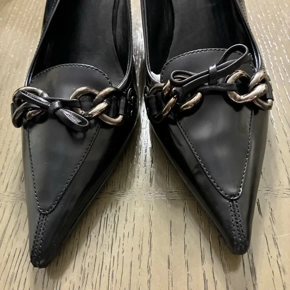 Prada Black Leather Heels with Chain Accent - Picture 4 of 8